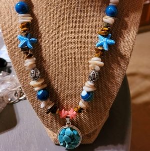Women's or girls BOHO/Hippie style necklace